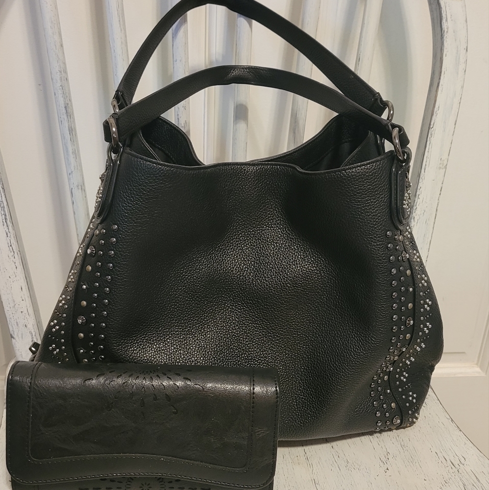 COACH Black Pebbled Leather with Rhinestones 2 Strap Multi Comp NEW CONDITION